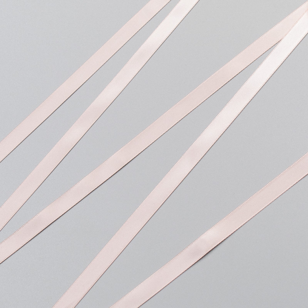 Satin ribbon, 9 mm, silver peony (lauma 168) Corseteria (011905) Satin ribbon, 9 mm, silver peony (lauma 168) Corseteria (011905)