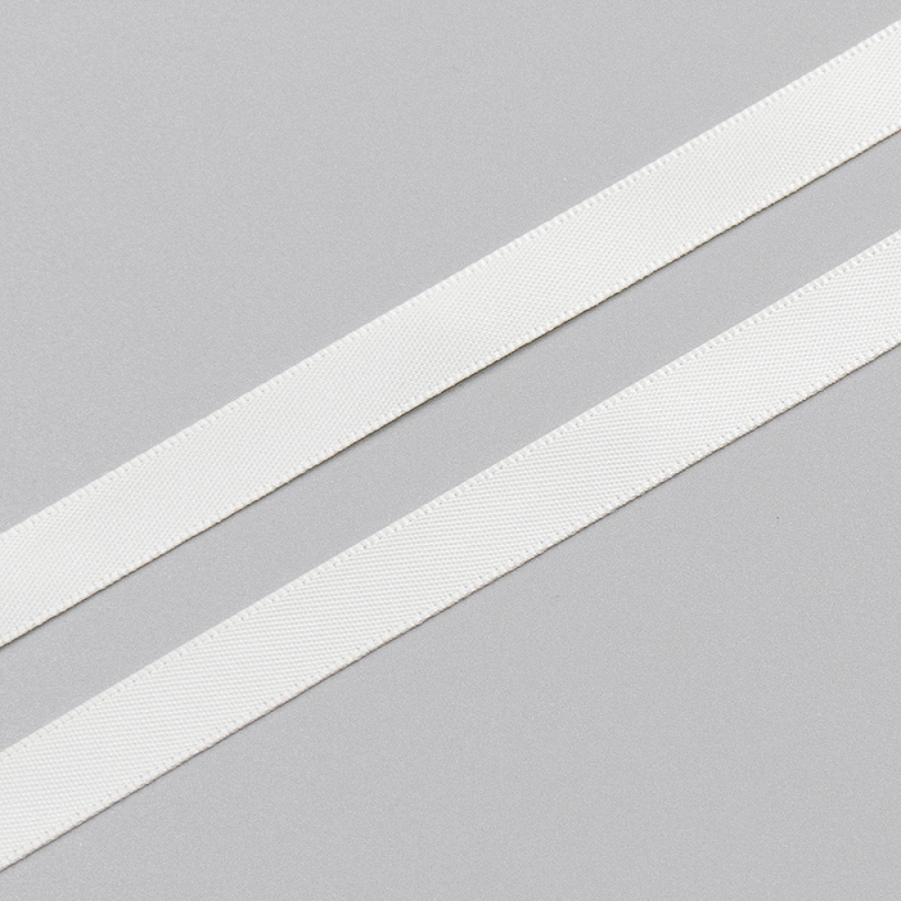 Satin ribbon, 9 mm, ivory (lauma 004) Corseteria (011913) Satin ribbon, 9 mm, ivory (lauma 004) Corseteria (011913)